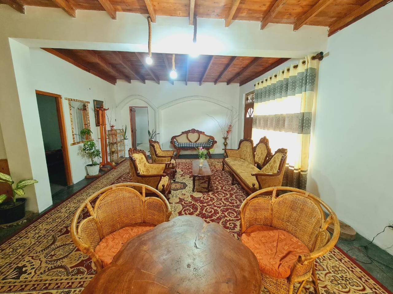 Sasru Holiday Home Нувара-Элия Экстерьер фото
