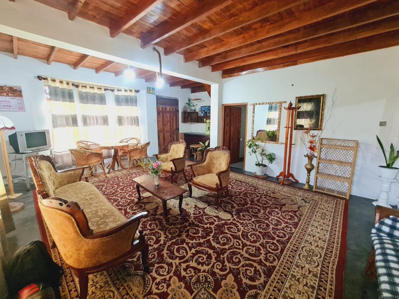 Sasru Holiday Home Нувара-Элия Экстерьер фото